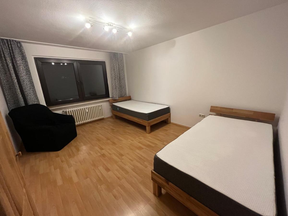 Zimmer Fuer Monteure, Handwerker Oder Reisende Эссен Экстерьер фото