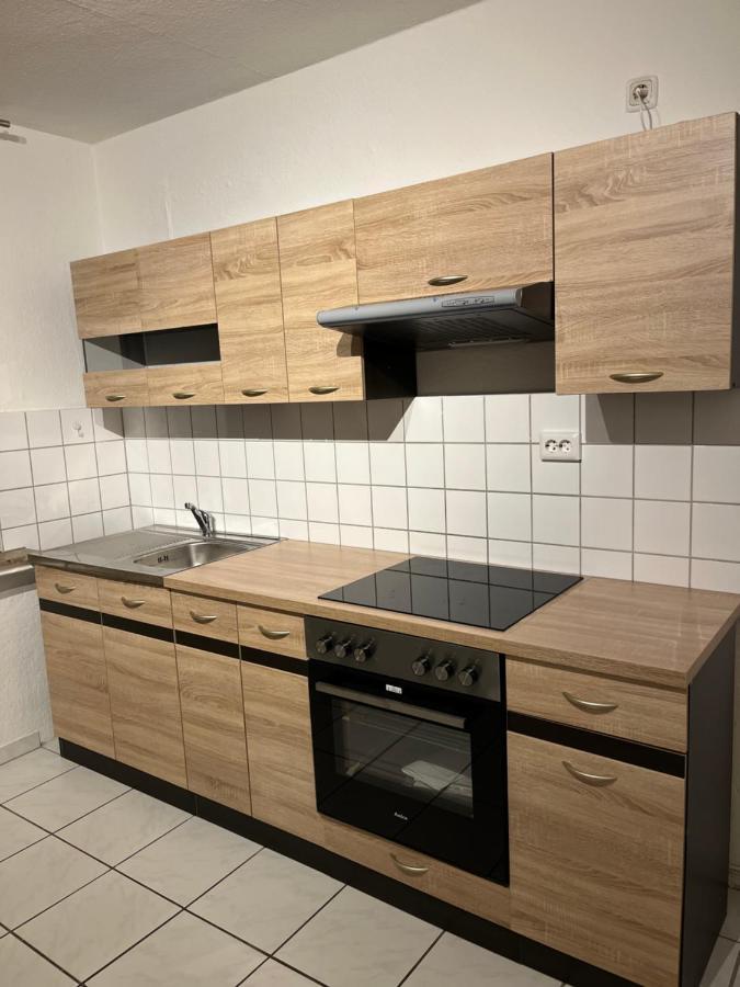 Zimmer Fuer Monteure, Handwerker Oder Reisende Эссен Экстерьер фото