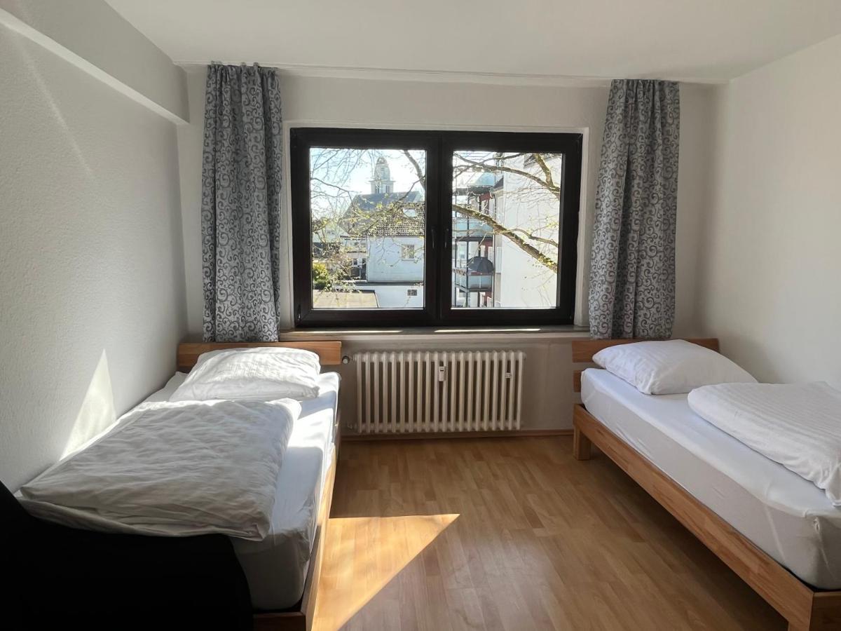 Zimmer Fuer Monteure, Handwerker Oder Reisende Эссен Экстерьер фото