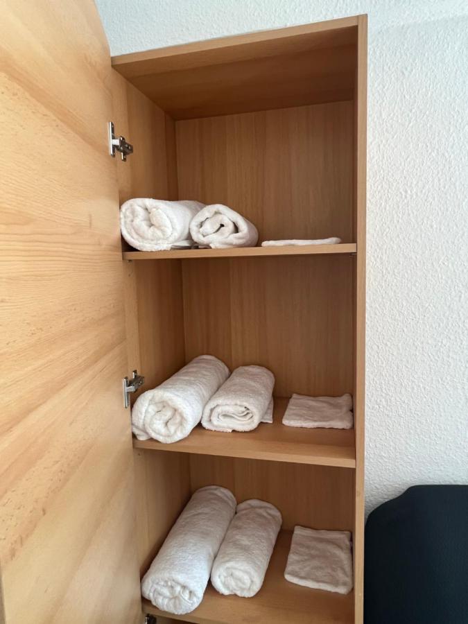 Zimmer Fuer Monteure, Handwerker Oder Reisende Эссен Экстерьер фото