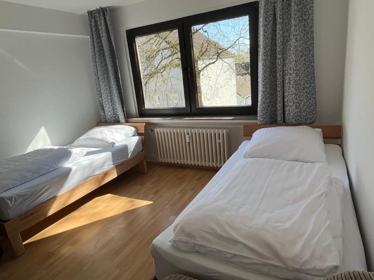 Zimmer Fuer Monteure, Handwerker Oder Reisende Эссен Экстерьер фото