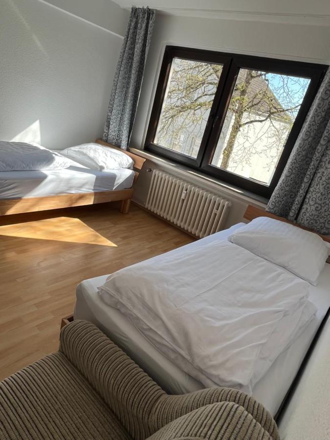 Zimmer Fuer Monteure, Handwerker Oder Reisende Эссен Экстерьер фото