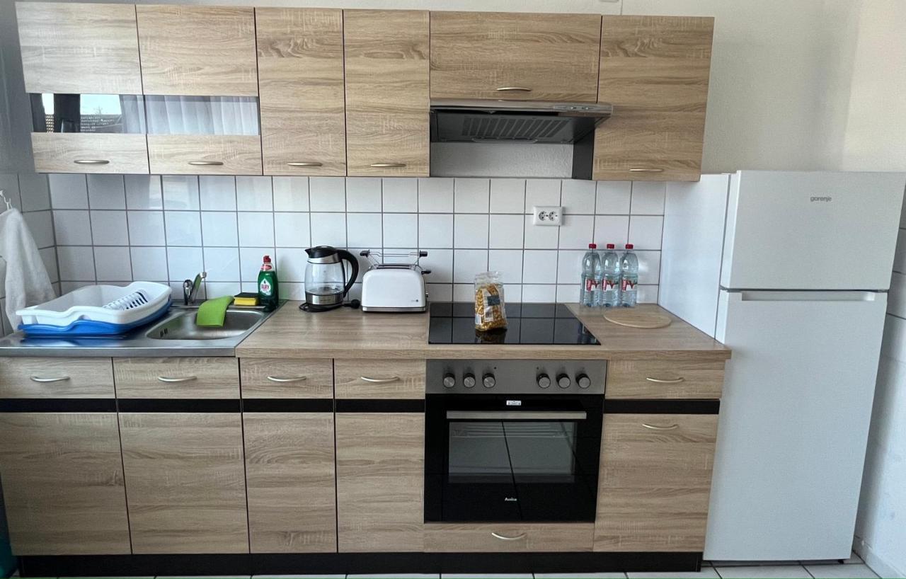 Zimmer Fuer Monteure, Handwerker Oder Reisende Эссен Экстерьер фото